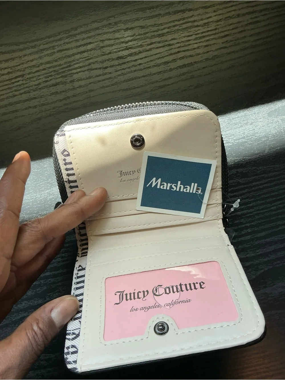 Juicy Couture Cream and Pink Small Zip Card Wallet